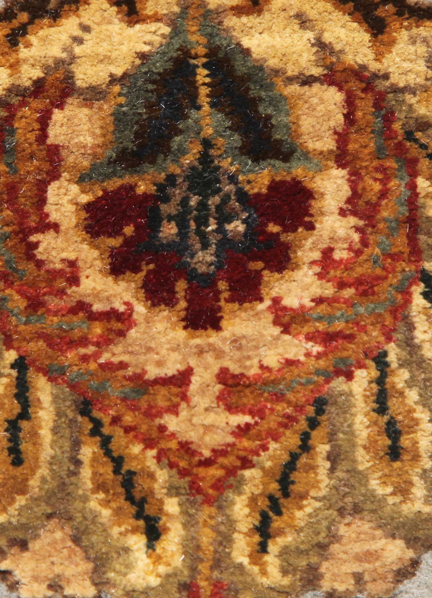 aurora blue wool and silk Hand Knotted Rug - CloseUp