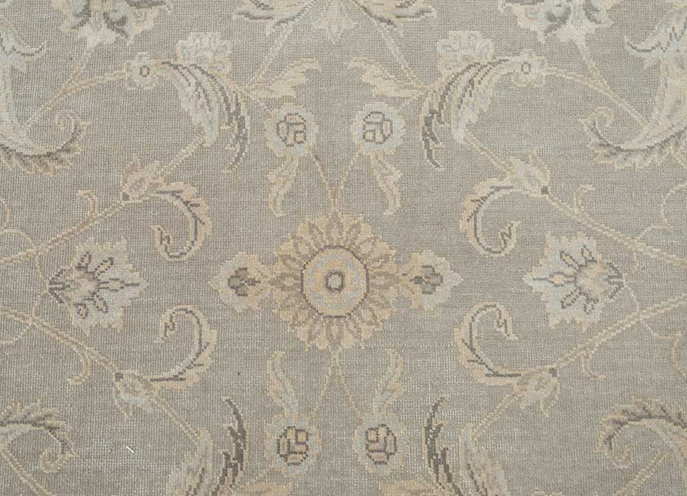aurora grey and black wool and silk Hand Knotted Rug - CloseUp