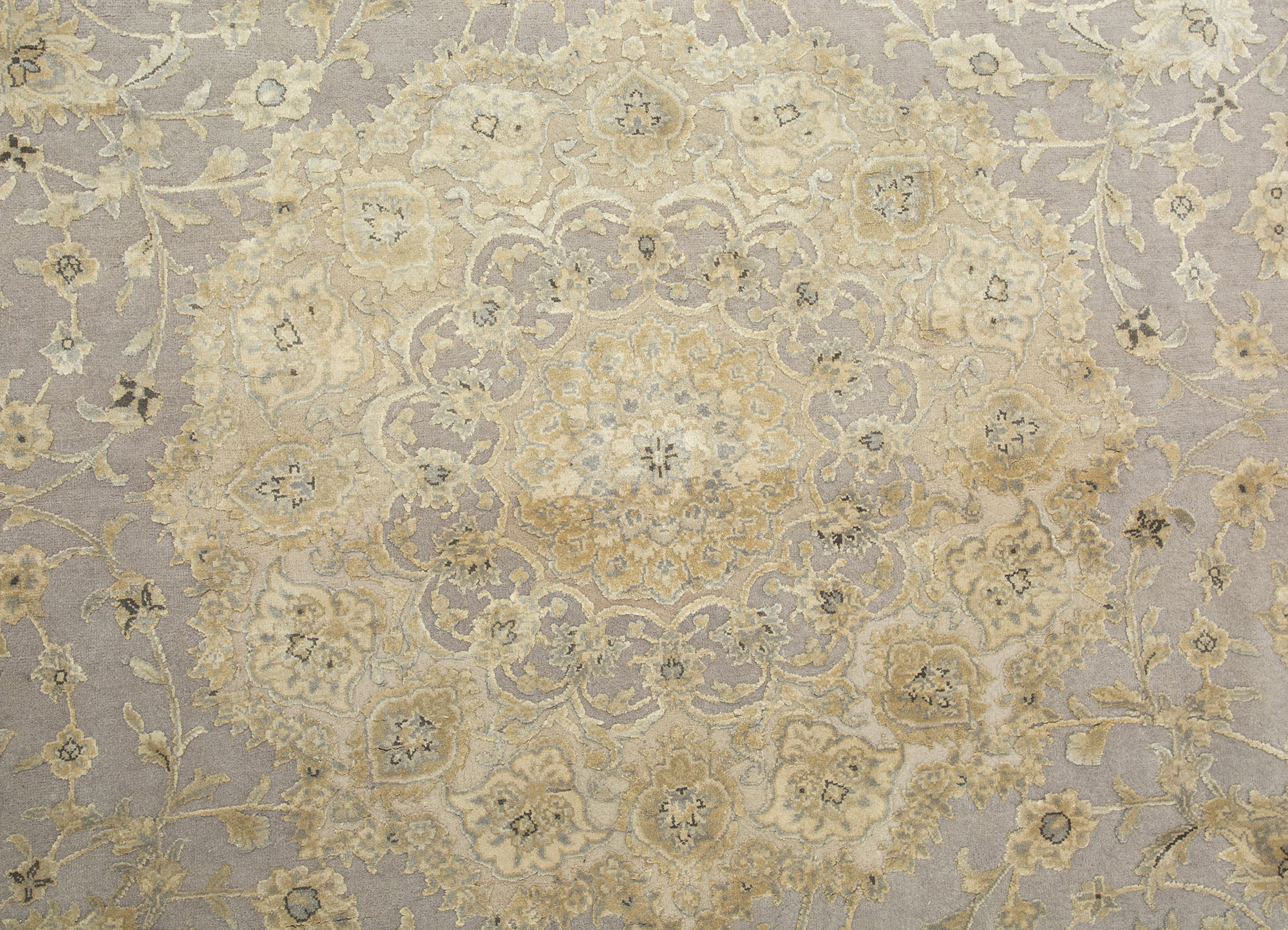 aurora grey and black wool and silk Hand Knotted Rug - CloseUp aurora grey and black wool and silk Hand Knotted Rug - CloseUp