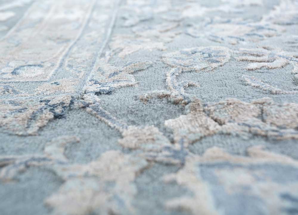 aurora blue wool and silk Hand Knotted Rug - CloseUp