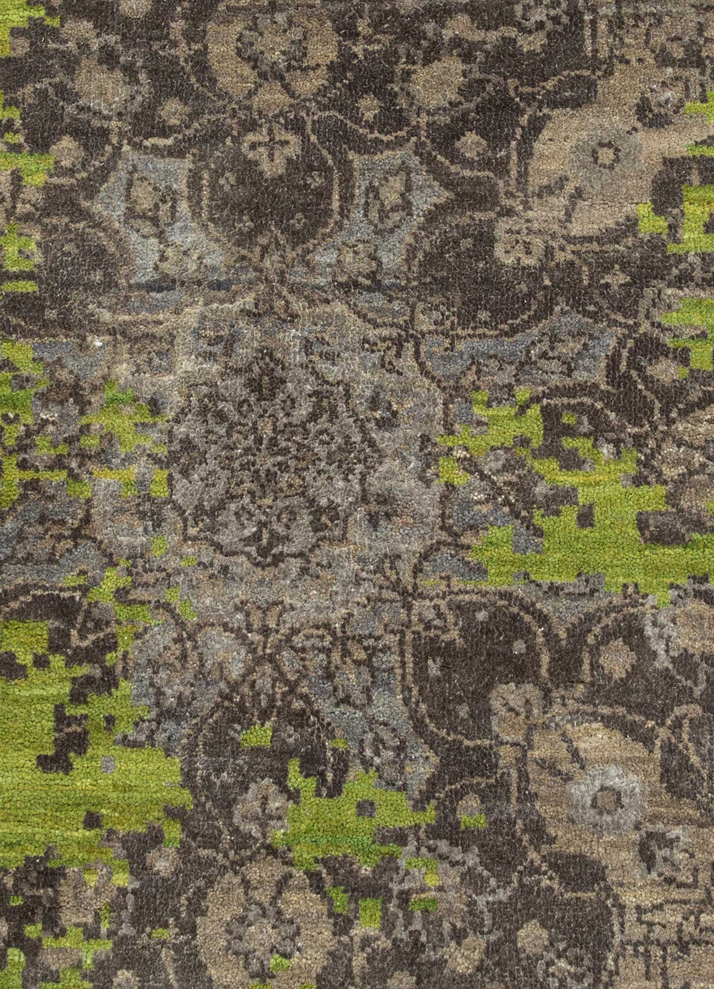 far east green wool and silk Hand Knotted Rug - CloseUp