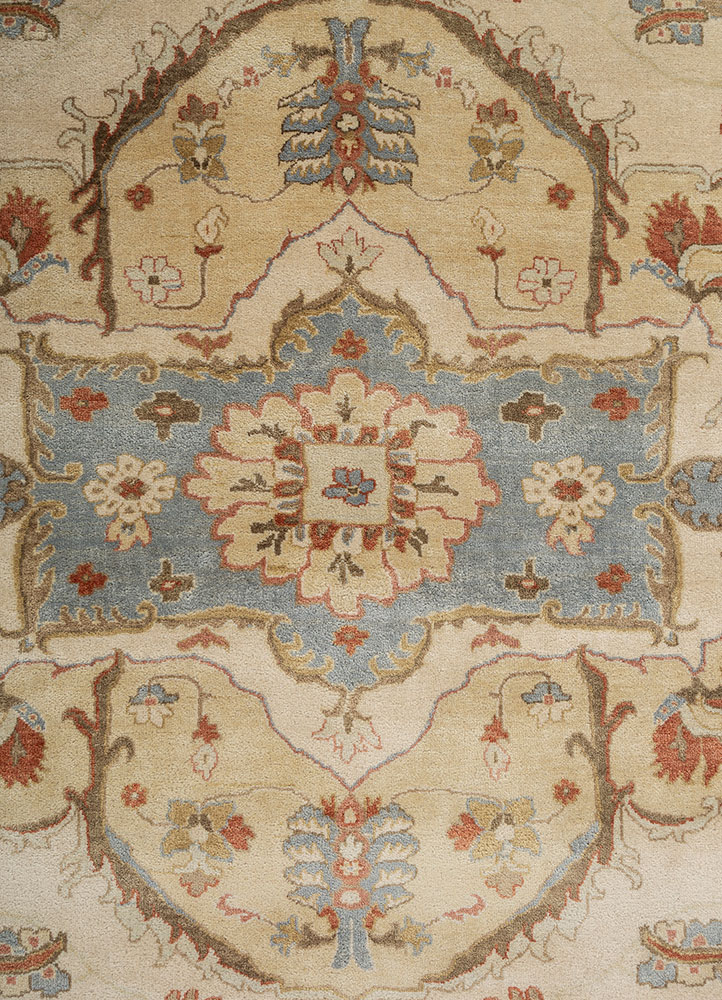 savana ivory wool Hand Knotted Rug - CloseUp