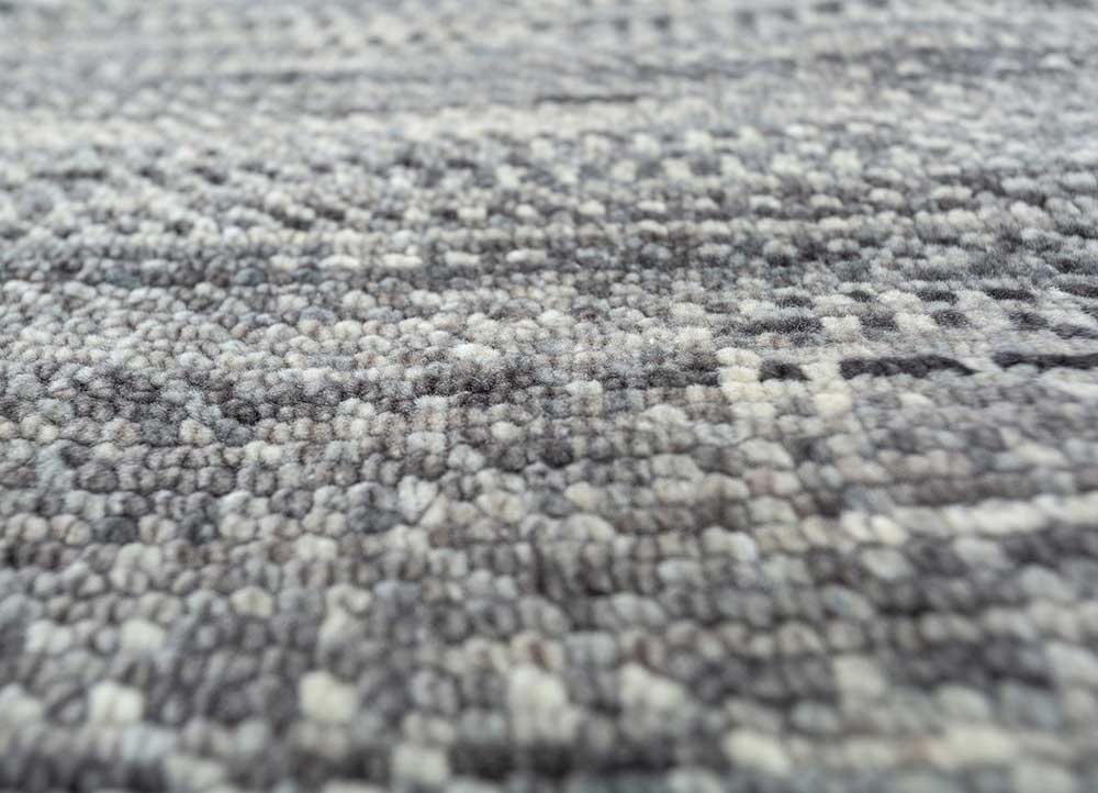 kairos grey and black wool Hand Knotted Rug - CloseUp