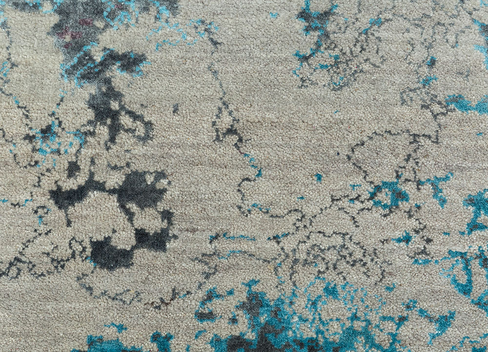 unstring by kavi grey and black wool and bamboo silk Hand Knotted Rug - CloseUp