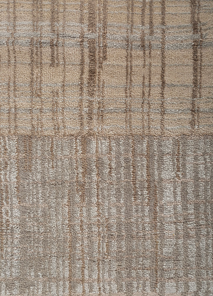 aprezo ivory wool and bamboo silk Hand Knotted Rug - CloseUp