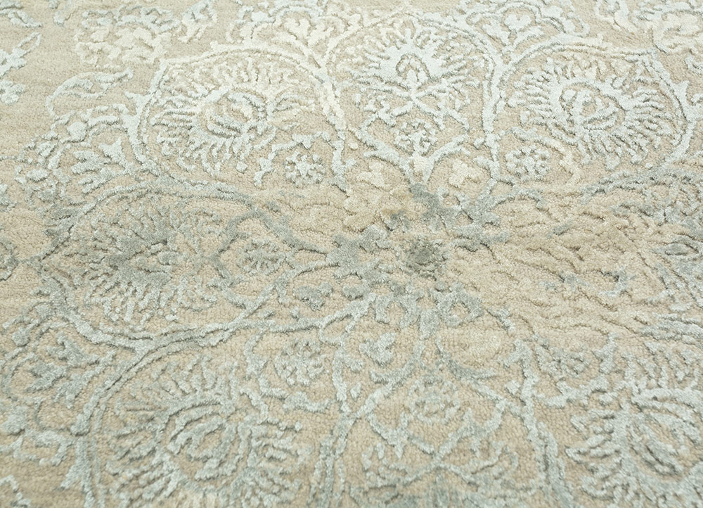 far east ivory wool and bamboo silk Hand Knotted Rug - CloseUp