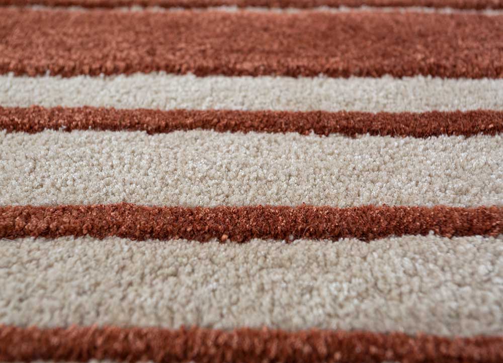 acar ivory wool and viscose Hand Tufted Rug - CloseUp