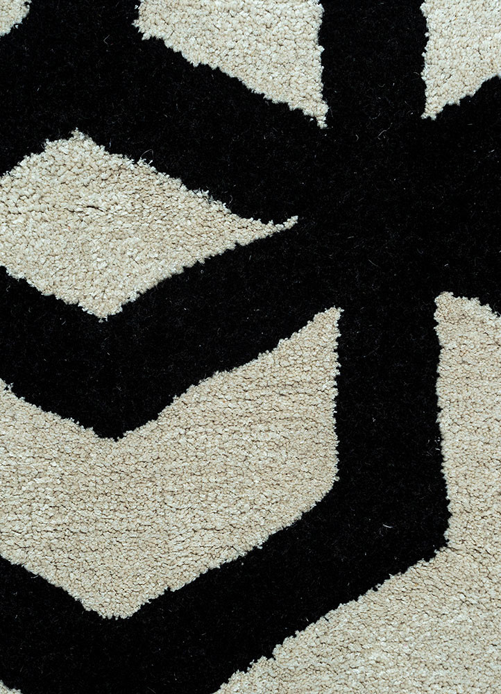 contour grey and black wool and viscose Hand Tufted Rug - CloseUp contour grey and black wool and viscose Hand Tufted Rug - CloseUp
