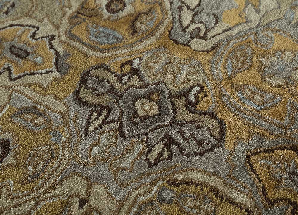 mythos grey and black wool and viscose Hand Tufted Rug - CloseUp