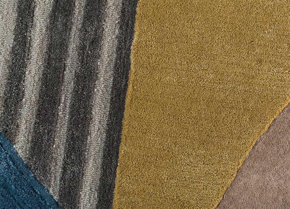 come around gold wool and viscose Hand Tufted Rug - CloseUp