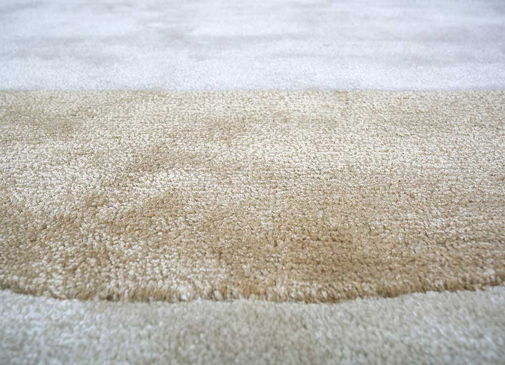 caliedo ivory wool and viscose Hand Tufted Rug - CloseUp