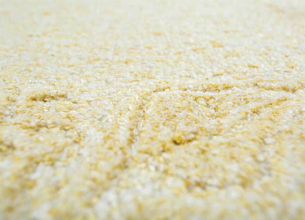 mythos gold wool and viscose Hand Tufted Rug - CloseUp