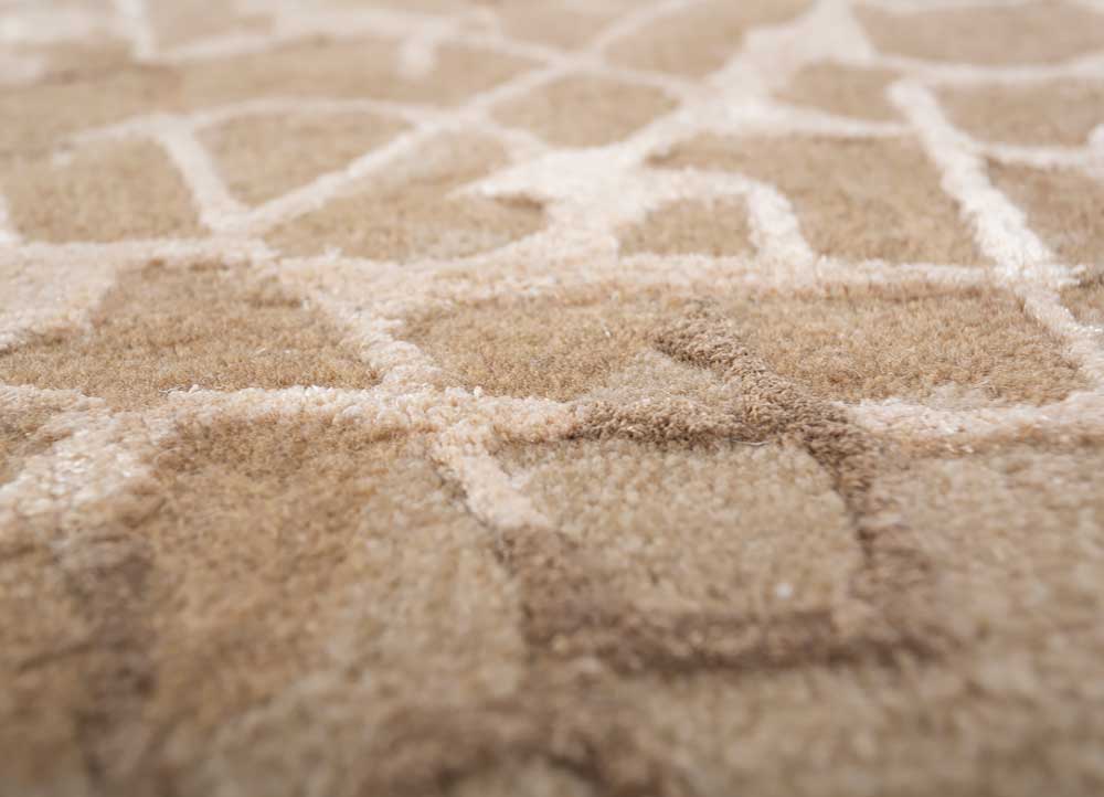 mythos beige and brown wool and viscose Hand Tufted Rug - CloseUp