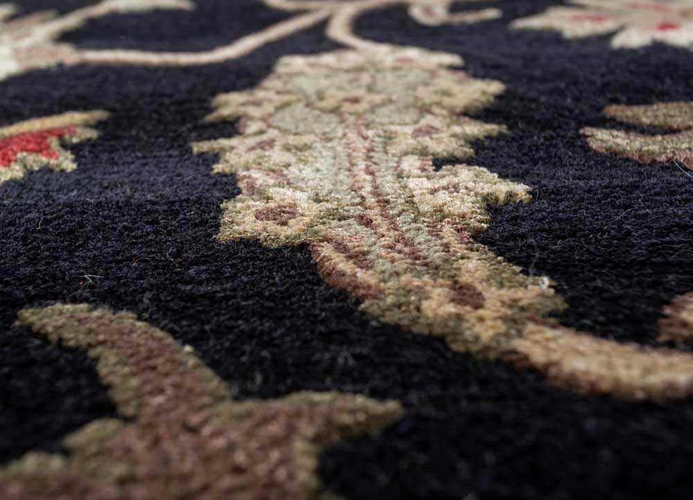 kasbah grey and black wool and viscose Hand Tufted Rug - CloseUp