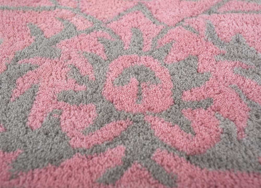 imara pink and purple wool Hand Tufted Rug - CloseUp