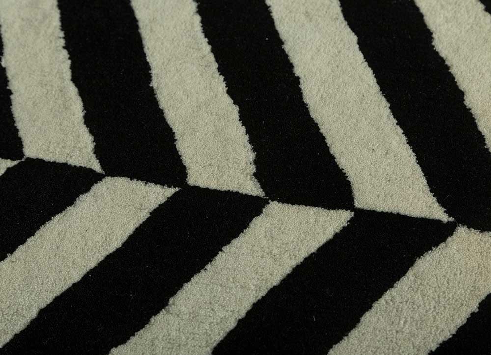 contour grey and black wool Hand Tufted Rug - CloseUp contour grey and black wool Hand Tufted Rug - CloseUp