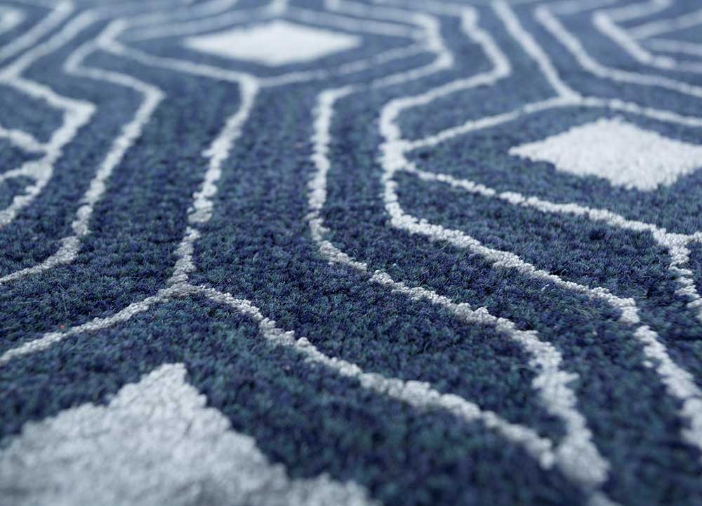 contour blue wool and viscose Hand Tufted Rug - CloseUp