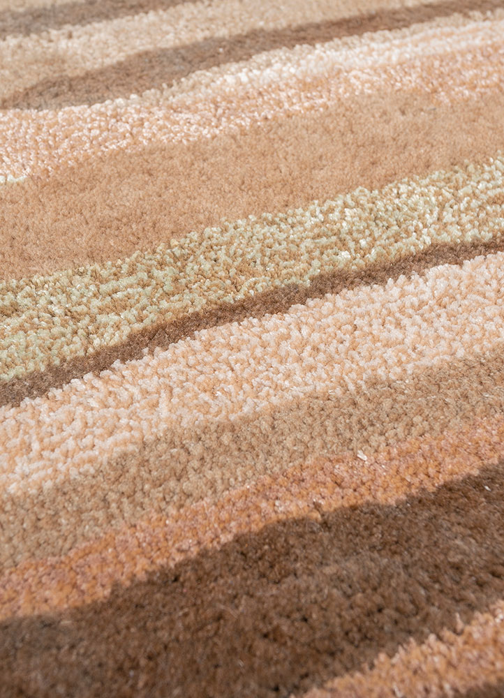 genesis beige and brown wool and viscose Hand Tufted Rug - CloseUp