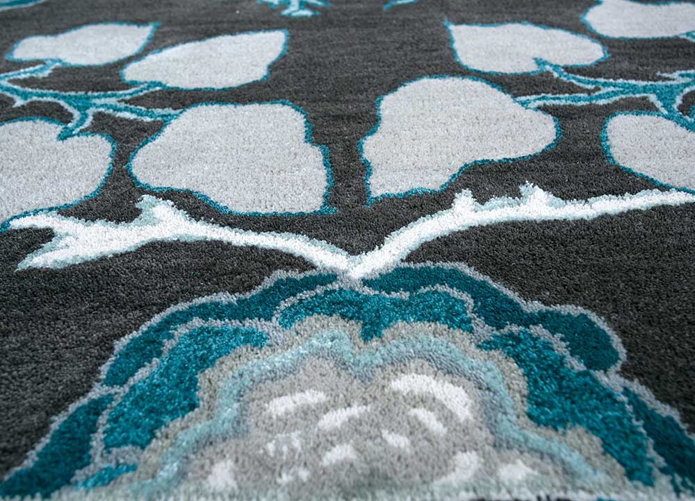 mythos grey and black wool and viscose Hand Tufted Rug - CloseUp