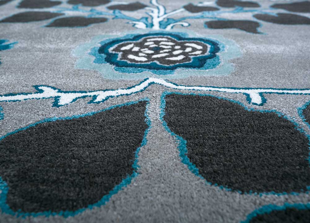 mythos grey and black wool and viscose Hand Tufted Rug - CloseUp