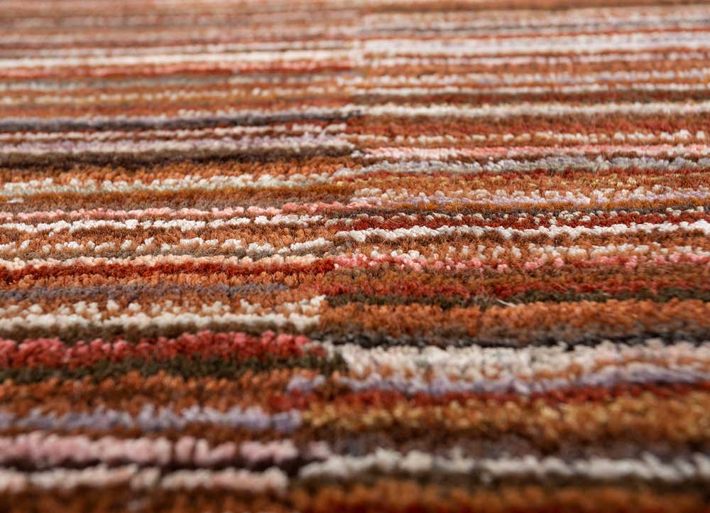 acar red and orange wool and viscose Hand Tufted Rug - CloseUp