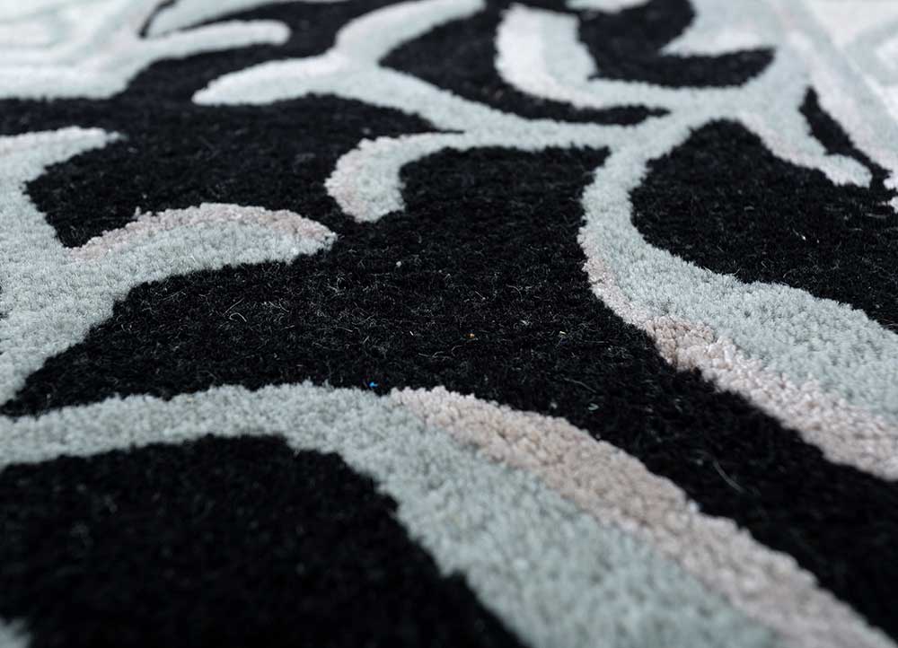 kasbah grey and black wool and viscose Hand Tufted Rug - CloseUp