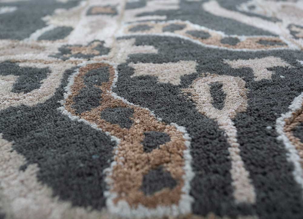 mythos grey and black wool and viscose Hand Tufted Rug - CloseUp