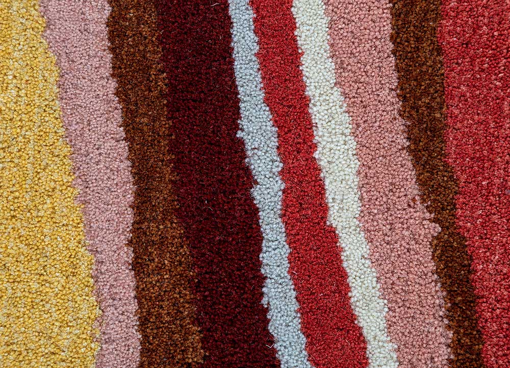 acar red and orange wool and viscose Hand Tufted Rug - CloseUp