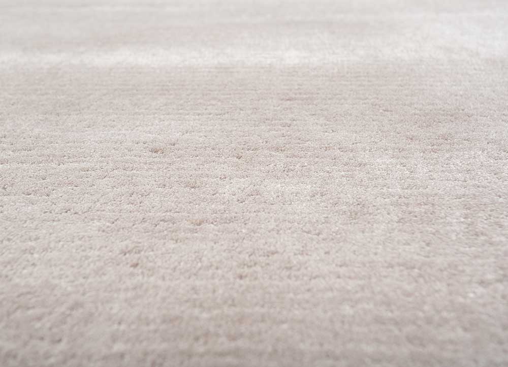 cera grey and black viscose Hand Tufted Rug - CloseUp
