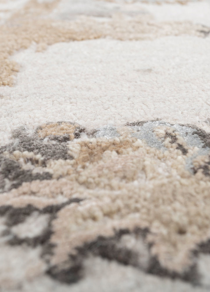 mythos ivory wool and viscose Hand Tufted Rug - CloseUp mythos ivory wool and viscose Hand Tufted Rug - CloseUp