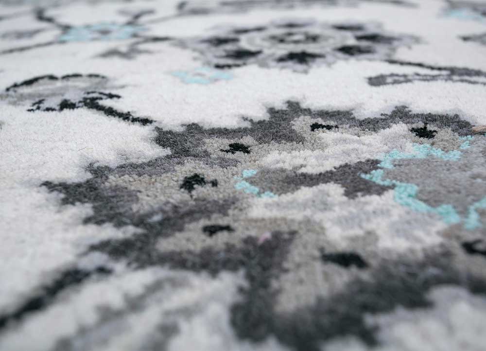 kasbah grey and black wool Hand Tufted Rug - CloseUp