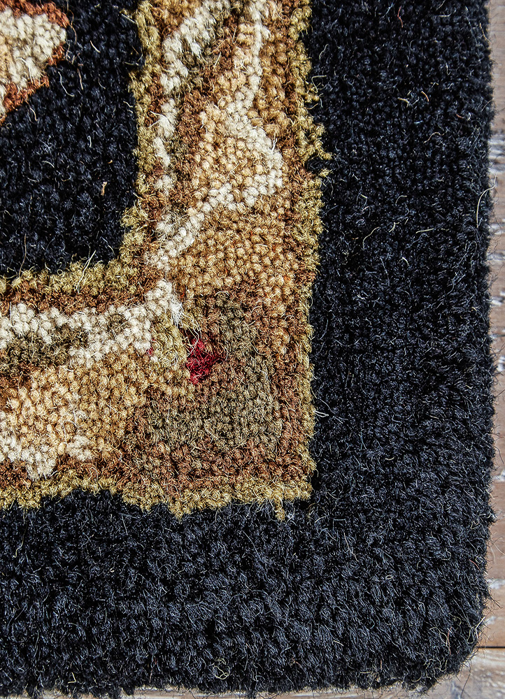 kasbah grey and black wool Hand Tufted Rug - CloseUp