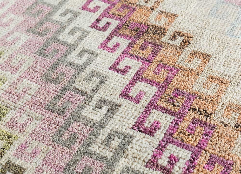 savana multi wool Hand Knotted Rug - CloseUp