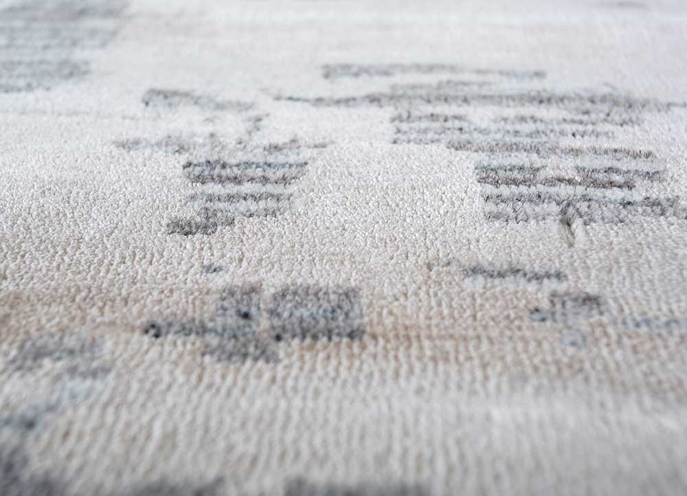 acar grey and black wool and viscose Hand Loom Rug - CloseUp