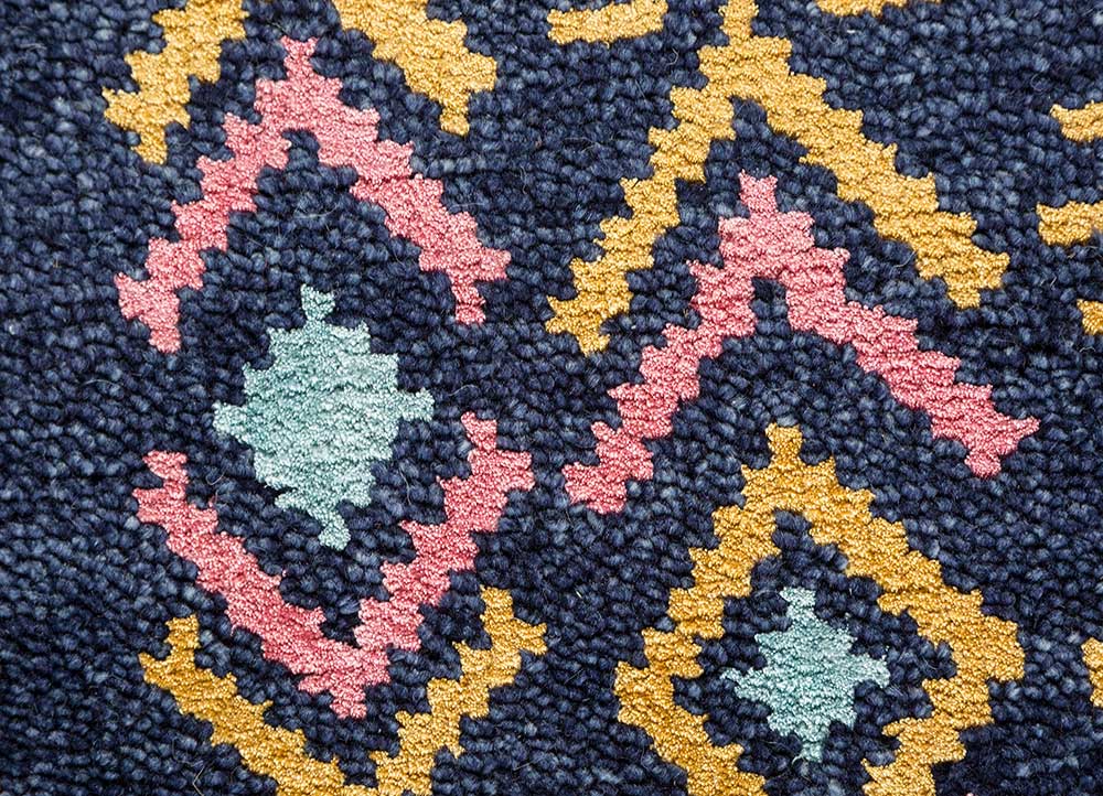 clan blue wool and bamboo silk Hand Knotted Rug - CloseUp