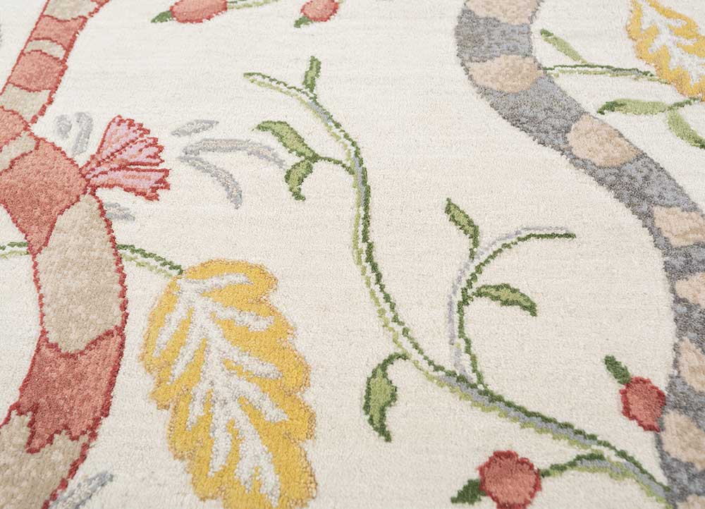 jardins du monde beige and brown wool Hand Knotted Rug - CloseUp