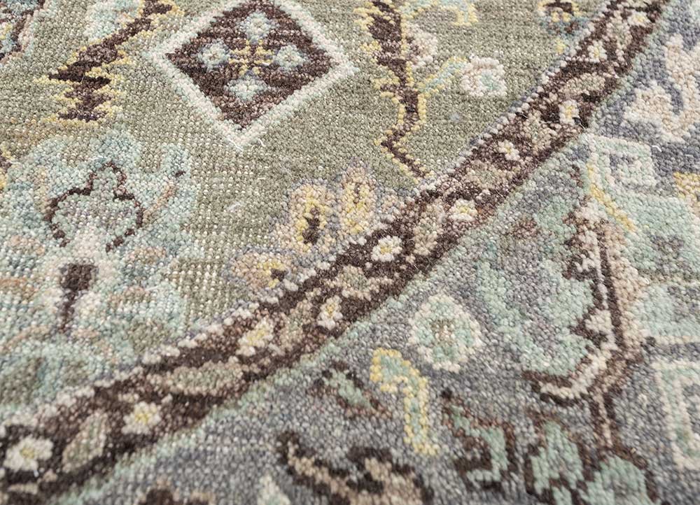 someplace in time green wool Hand Knotted Rug - CloseUp