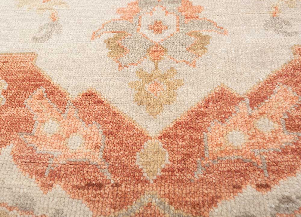 savana ivory wool Hand Knotted Rug - CloseUp