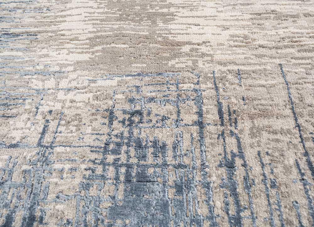 uvenuti grey and black wool and bamboo silk Hand Knotted Rug - CloseUp