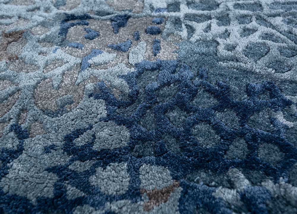 mythos blue wool and viscose Hand Tufted Rug - CloseUp