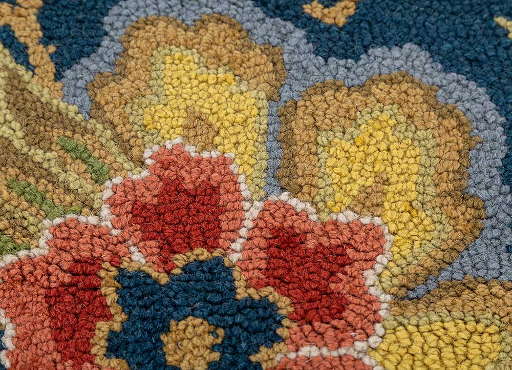 hacienda blue wool Hand Tufted Rug - CloseUp