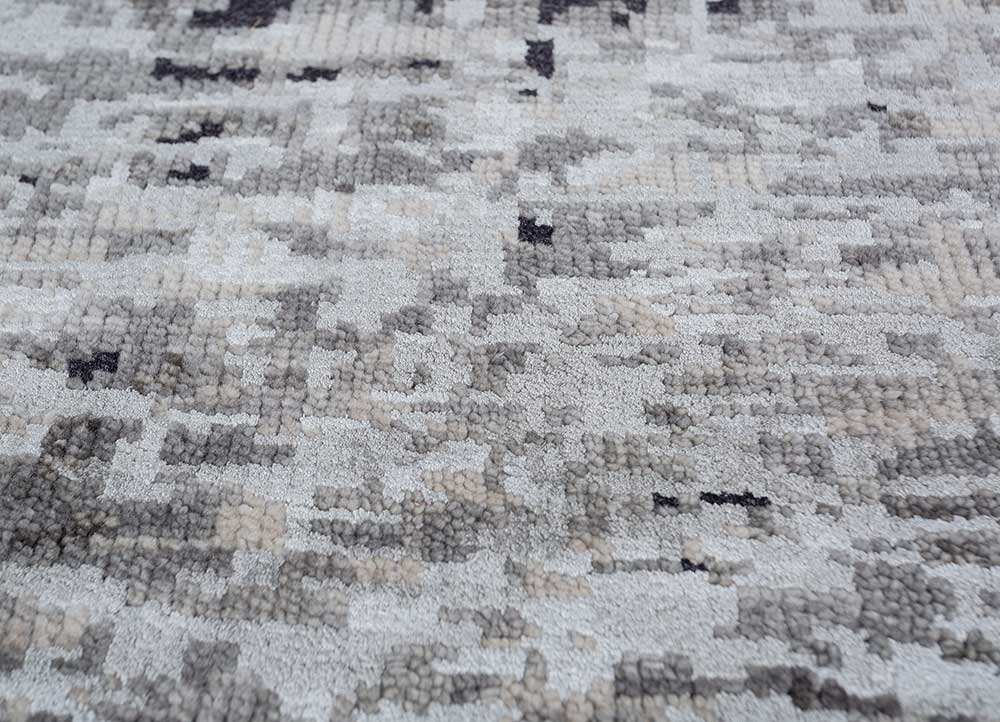 clan grey and black wool and bamboo silk Hand Knotted Rug - CloseUp