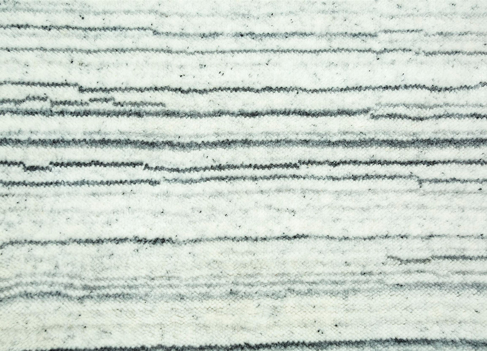 yasmin grey and black viscose Hand Loom Rug - CloseUp