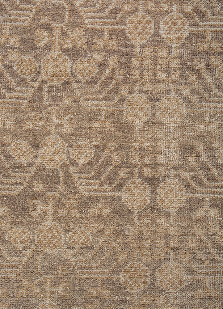 erbe gold wool Hand Knotted Rug - CloseUp