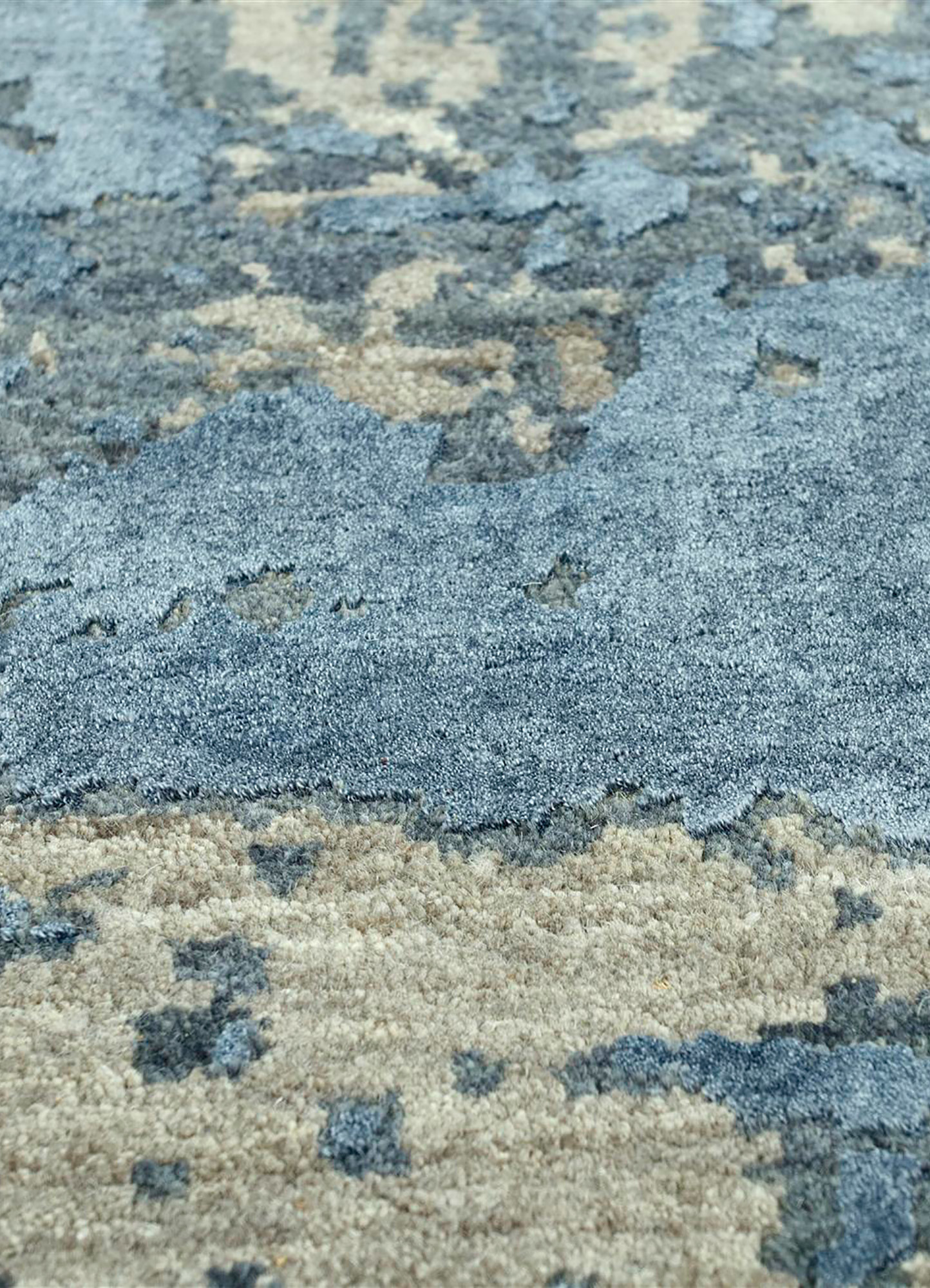 project error by kavi grey and black wool and bamboo silk Hand Knotted Rug - CloseUp project error by kavi grey and black wool and bamboo silk Hand Knotted Rug - CloseUp
