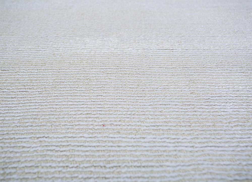 basis ivory wool and viscose Hand Loom Rug - CloseUp