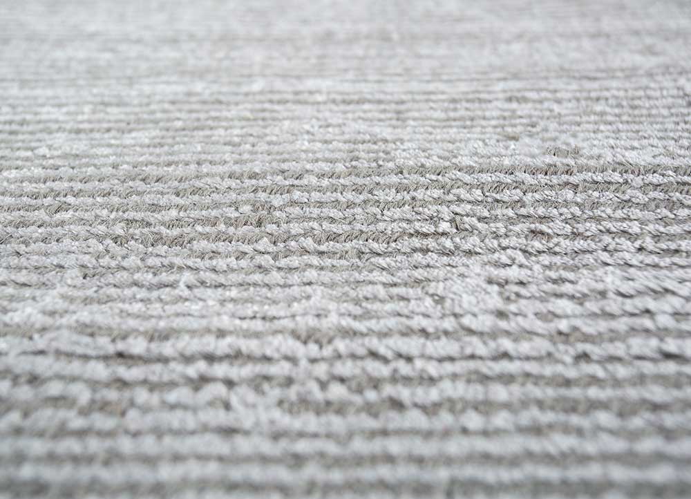 basis grey and black wool and viscose Hand Loom Rug - CloseUp