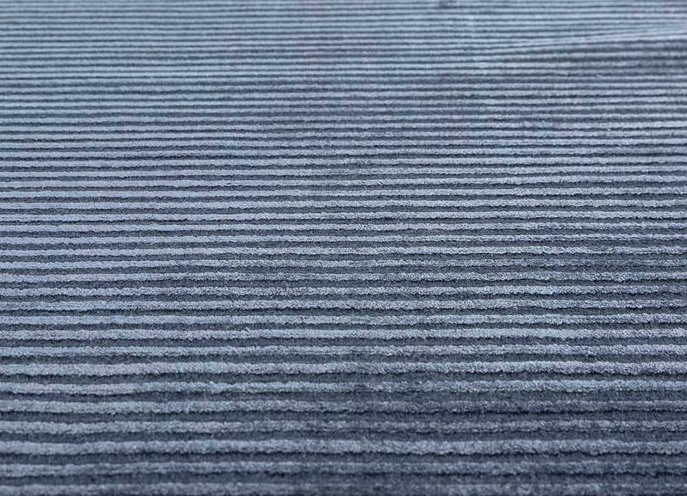 basis blue wool and viscose Hand Loom Rug - CloseUp