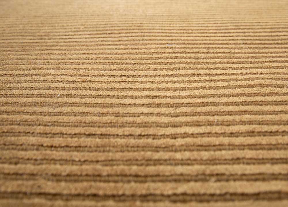 basis gold wool and viscose Hand Loom Rug - CloseUp