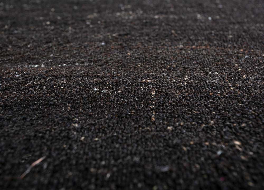 clan grey and black wool Hand Knotted Rug - CloseUp clan grey and black wool Hand Knotted Rug - CloseUp